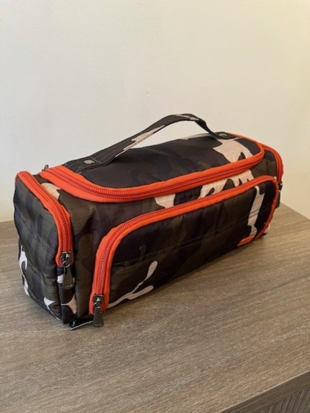 Lug Cosmetic Trolley